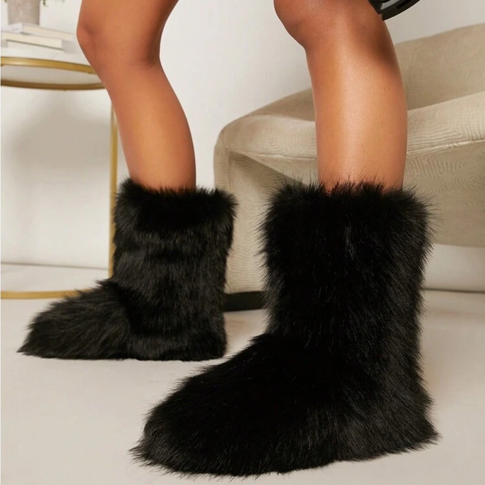 Women's Black Faux Fur Boots